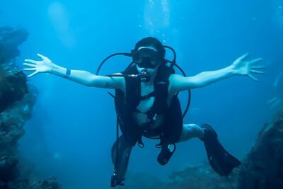 Scuba Diving Marietas Islands - The briefing before you go underwater: making nerves feel normal