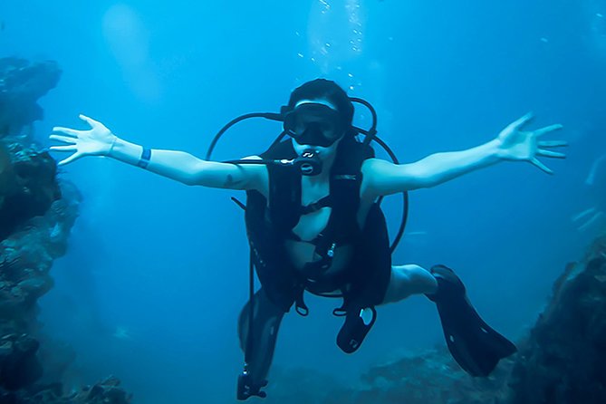 Scuba Diving Marietas Islands - The briefing before you go underwater: making nerves feel normal