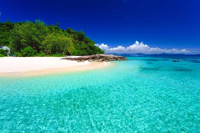 SCUBA Diving tour Racha and Coral islands full day tour - Food breaks that keep the day from feeling miserable