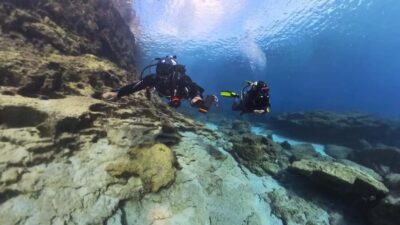Scuba Diving - Tunnels & Caves - Cape Greco - private guided - Private guide attention: How training stays safe and personal