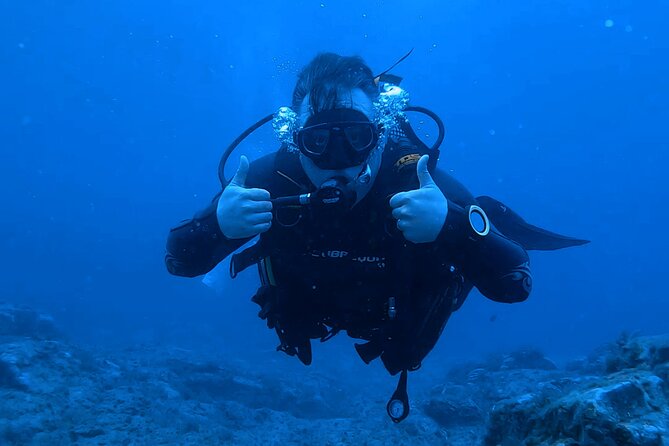 Scuba Experience in Tenerife with Guide - Personalized attention in a max-3 group