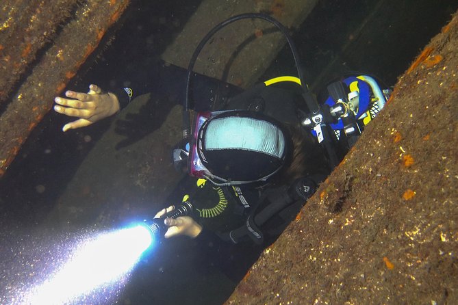 Scuba Night Dive on Tenerife - The 3-hour flow: what you’ll do from check-in to rinse-off