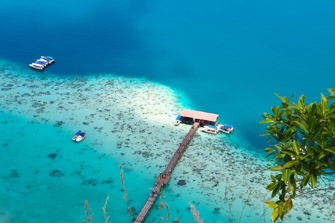 Semporna Hike Bohey 3 Island Snorkel Dive Tour and Lunch - Mantabuan Island and its brick-ruin story under clear water