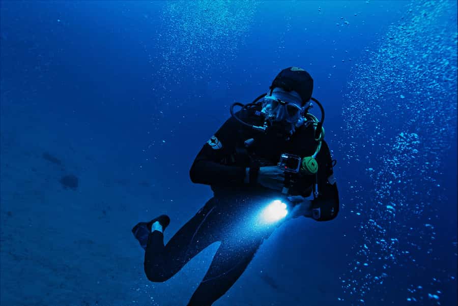 Sharm El-Sheikh: Guided Shore Scuba Diving at 2 Dives - Sharm El-Sheikh shore sessions: what you’re really buying
