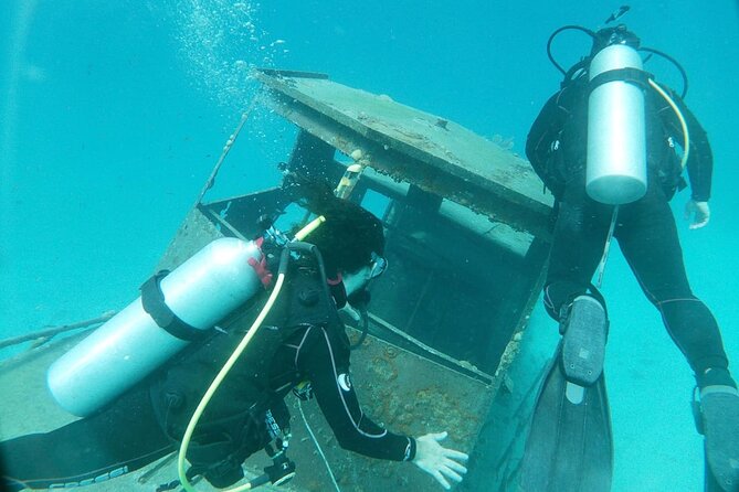Shore Dive Aruba for Certified Divers - Facilities That Make the Before-and-After Easy
