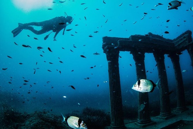 "Side: Scuba Diving in the Fascinating Underwater Museum" - First-timer friendly: coaching, safety, and confidence building