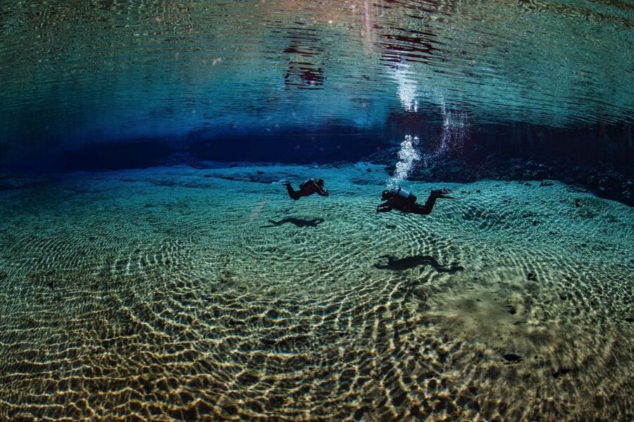 Silfra: Diving Between Tectonic Plates - Your day in the park: pickup, briefing, and the four named water zones
