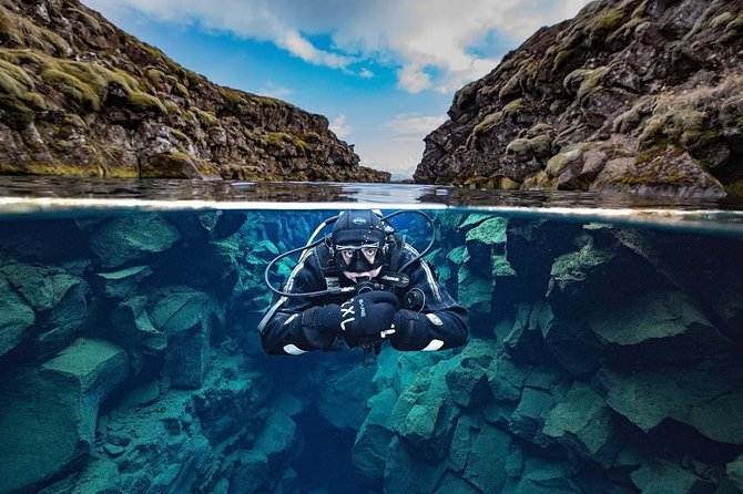 Silfra: Diving Between Tectonic Plates and Pick Up from Reykjavik - Tectonic plates in Thingvellir: why Silfra feels so different