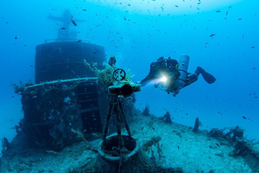 St Julians: Discover Scuba Diving Experience - Language support: easier learning means a better first experience