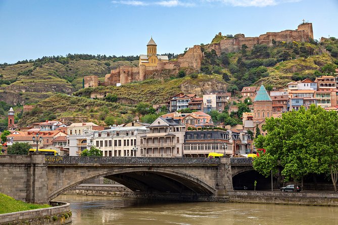 Tbilisi 'Dive into the Past' - 4 hours, one tight route: start time, meeting point, and pace