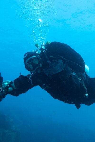Tenerife : Private Dive for Beginners from a Boat - Meet Your Instructor, Then Learn the Basics Before You Go