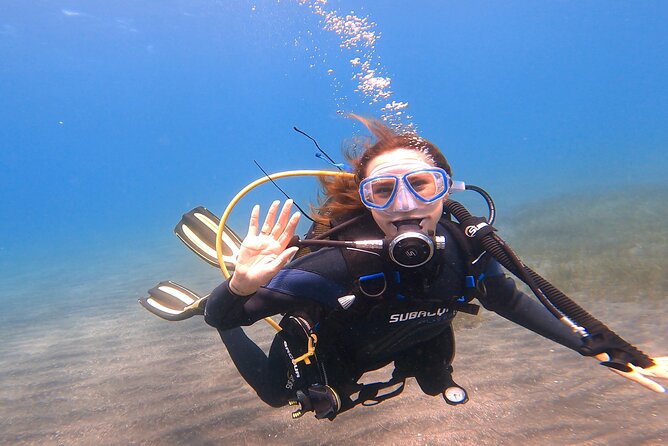 Tenerife Under The Sea - dive into 1-1 personalised experience - Before you go in: video, equipment fitting, and calming tools