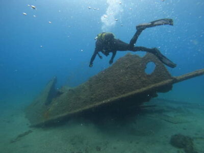 Terceira Island:Try Scuba in a Shipwreck-Archeological park - Angra do Heroísmo Bay: The Lidador Wreck and an Archaeological Park