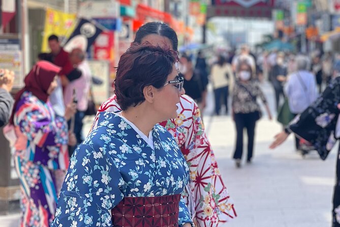 Tokyo Ikebukuro Morning Tour Dive into Japanese Culture - Stop 1: Sugamo Jizo-dori Shopping Street and the snack-walk mindset