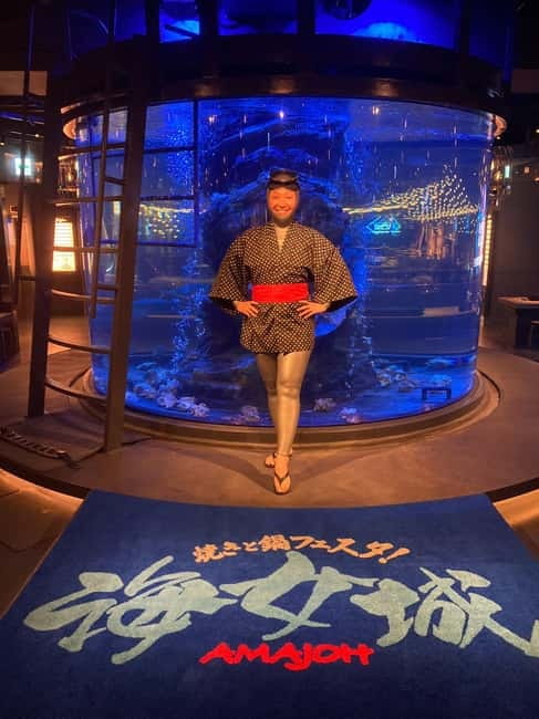 Tokyo: Japanese Experiece Dinner with Diving Ama Performance - Where the aquarium becomes part of the meal at AMAJOH