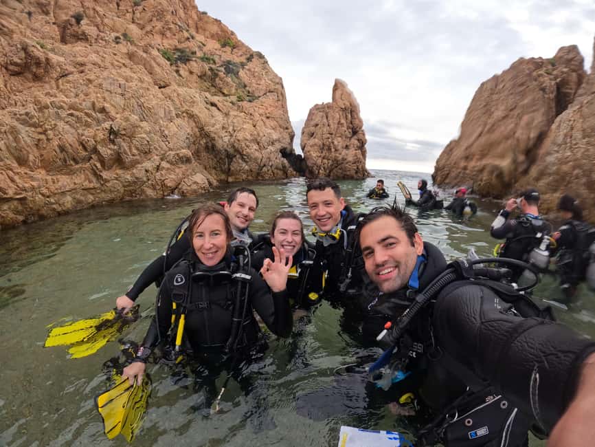 Tossa de Mar: PADI Discovery Scuba Diving in Costa Brava - Short van transfer, quick gear-up, and what to wear