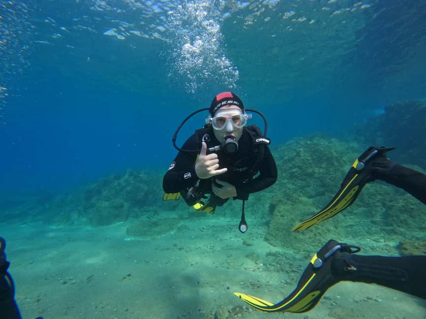 Tossa de Mar: PADI Discovery Scuba Diving in Costa Brava - Instructor attention in real time: why Pepe, Cris, and Adrian matter