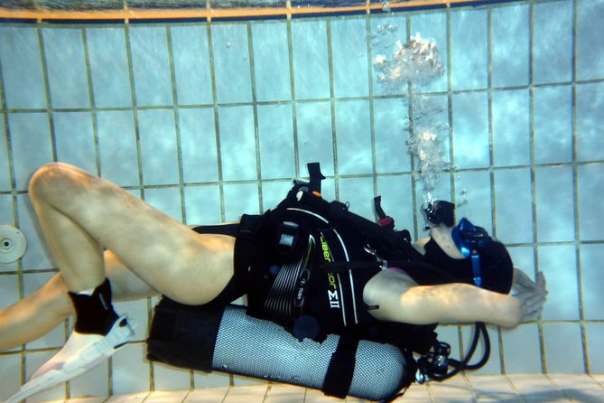 Try scuba dive - Meeting at Seals Scuba School in Piraeus, Then Rolling with Private Transport