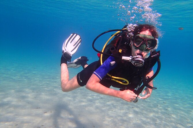 Try Scuba Diving for Beginners by Boat on Diaporos Island - Why the SSI Try Scuba format is great for first-timers