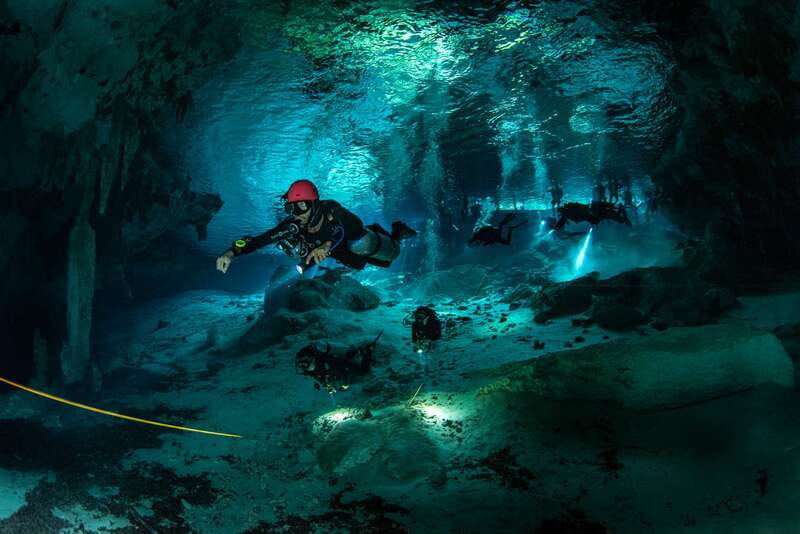 Tulum : Dos Ojos cenote 2 scuba dives (certified divers) - Dos Ojos cenote: the setting that makes the schedule worth it