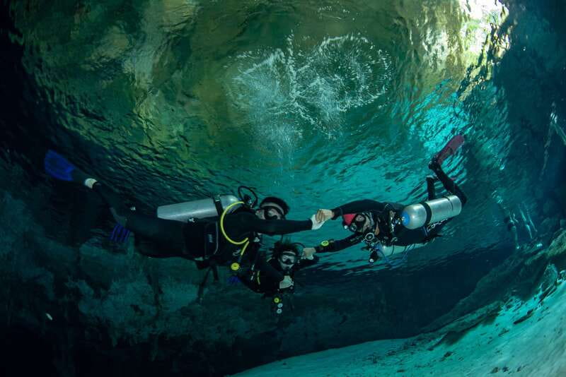 Tulum : Dos Ojos cenote 2 scuba dives (certified divers) - La Calypso’s small-group style: gear, lights, and an instructor at your pace
