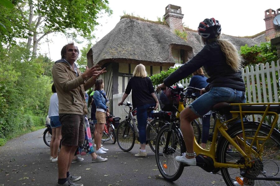 Visite guidée à vélo à Cabourg & Dives-sur-Mer en français - Cabourg and Dives-sur-Mer: two coasts, one connected story