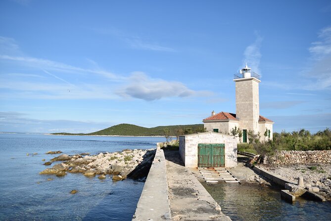 Zadar: Shipwreck Dive, Sandy Beach, Lighthouse & Island Tour - What to bring, how to dress, and how to avoid common snags